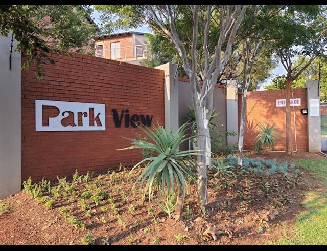 3 BEDROOM TOWNHOUSE FOR SALE IN EQUESTRIA